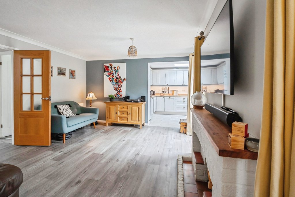 House in Bishopstoke, Eastleigh, England 3 - 17960603