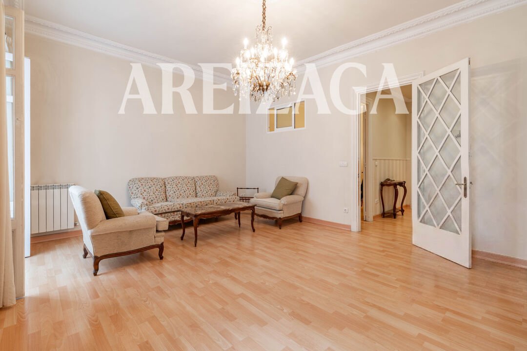 Apartment in Centro, Donostia-San Sebastian, Spain 4 - 17958012