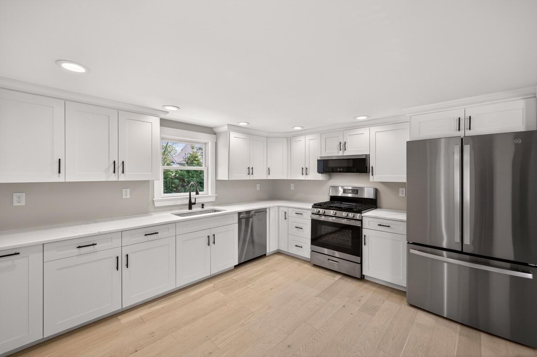 House in Mashpee, Massachusetts, United States 4 - 17959319