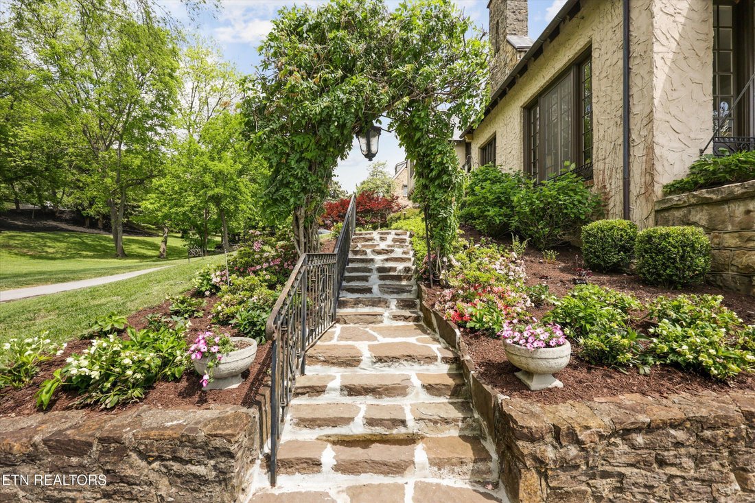 House in Knoxville, Tennessee, United States 4 - 17959779