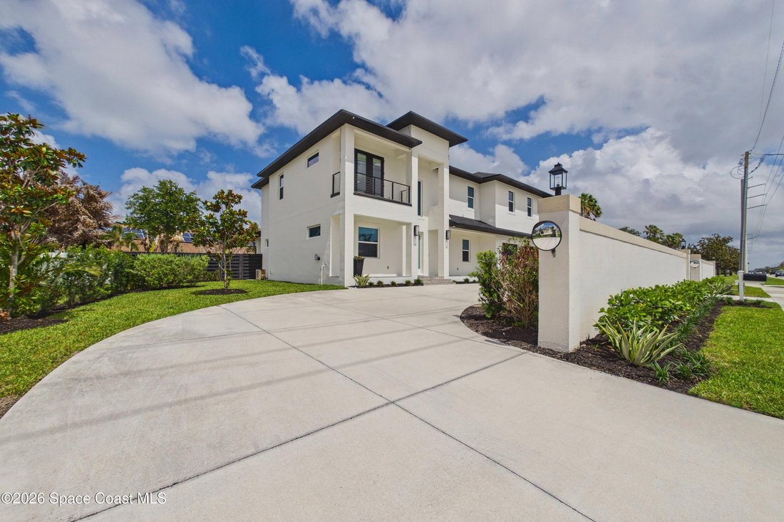 House in Indialantic, Florida, United States 5 - 17904925