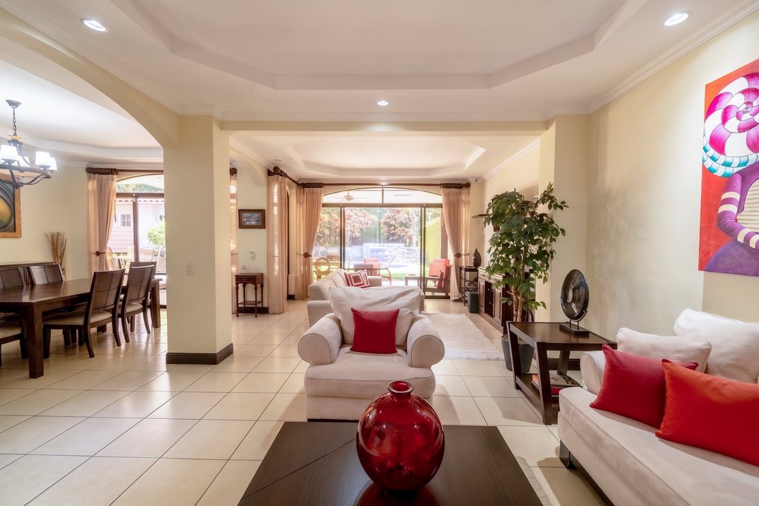 House in San Rafael de Escazú, San José Province, Costa Rica 2 - 17960041