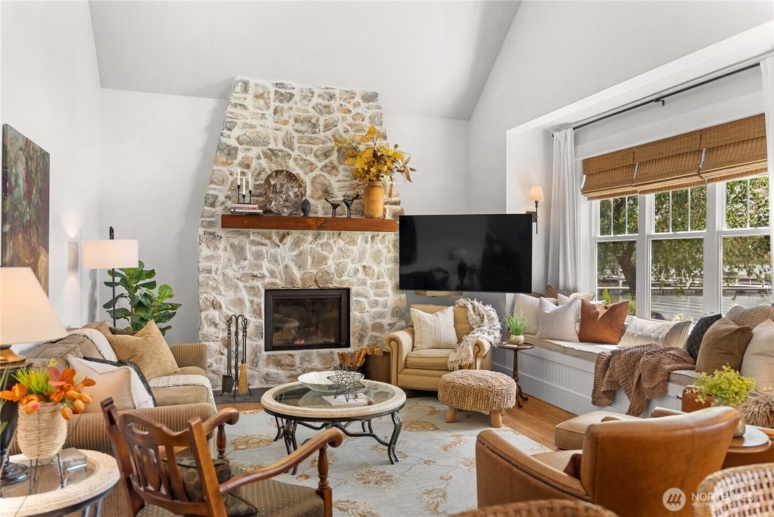 House in Oroville, Washington, United States 5 - 17962410