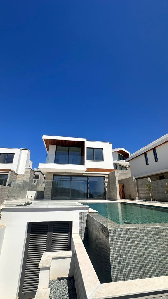 Villa in Agios Tychon, Limassol, Cyprus 4 - 13544897