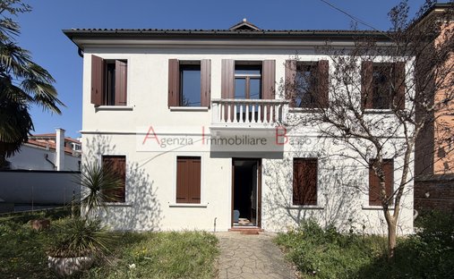 Villa in Portello - Ospedali, Padua, Italy 1