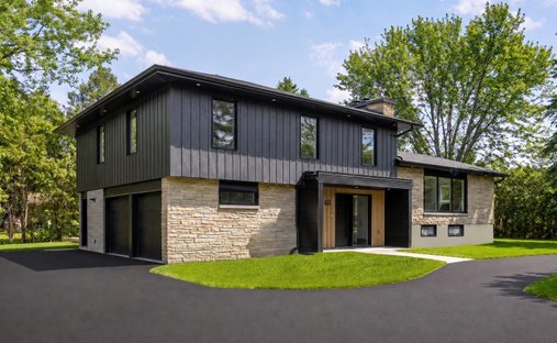 House in Rosemère, Quebec, Canada 1