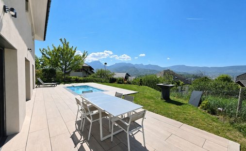 House in Barby, Auvergne-Rhône-Alpes, France 1