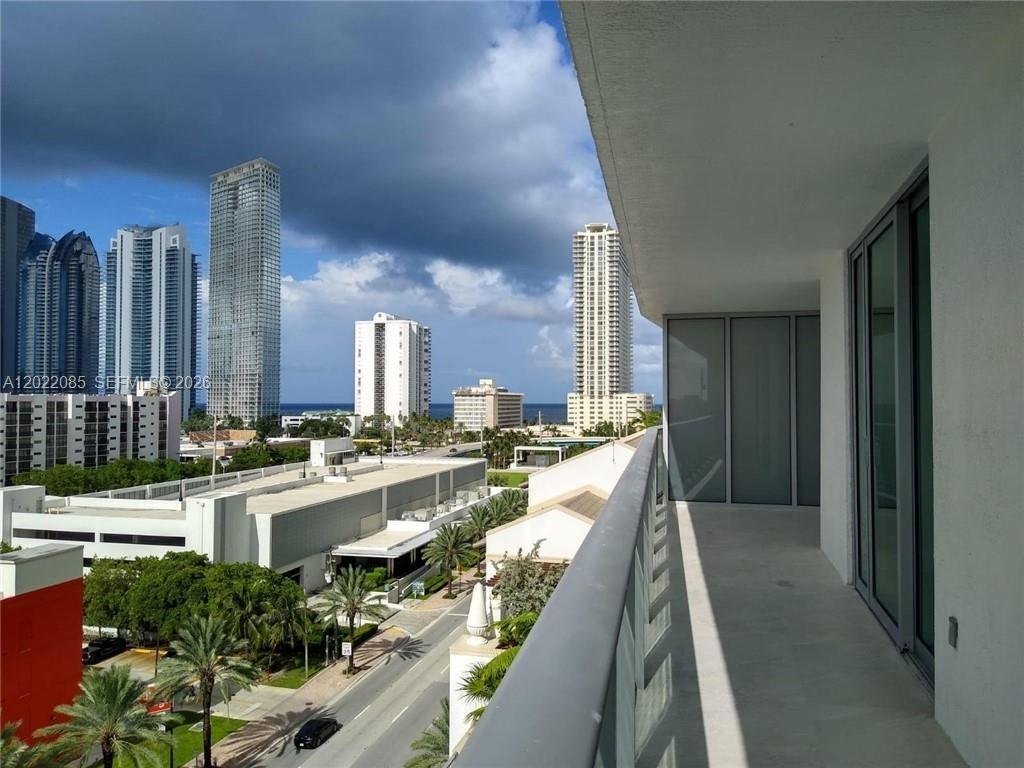 Condo in Sunny Isles Beach, Florida, United States 3 - 17960763