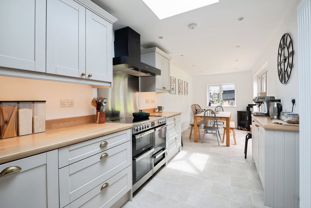 House in Bishopstoke, Eastleigh, England 2 - 17960603