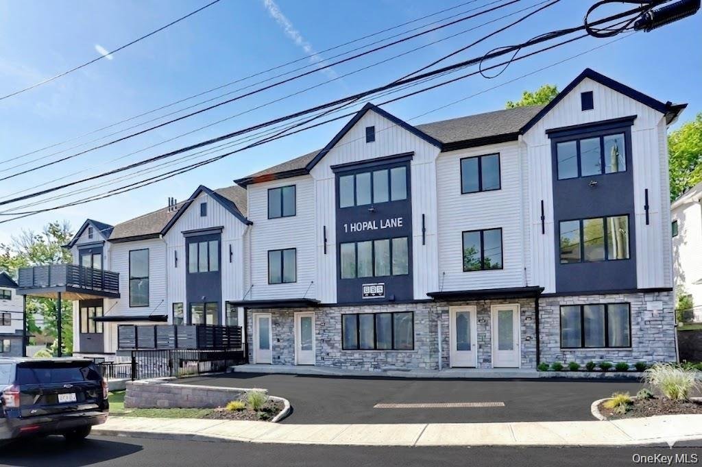 Condo in Airmont, New York, United States 3 - 17891462