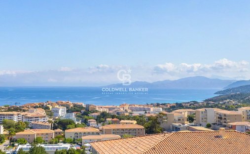 Apartment in L'Île-Rousse, Corsica, France 1