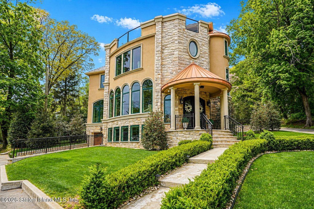 House in New York, New York, United States 3 - 17957944