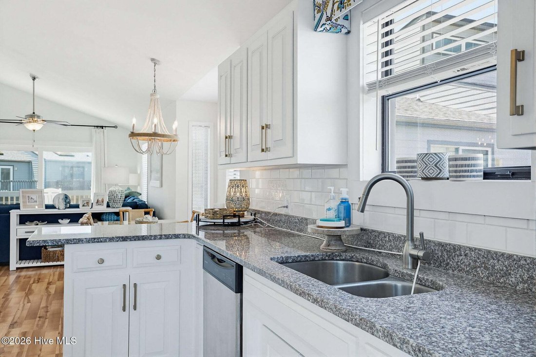 Townhouse in North Topsail Beach, North Carolina, United States 5 - 17958998