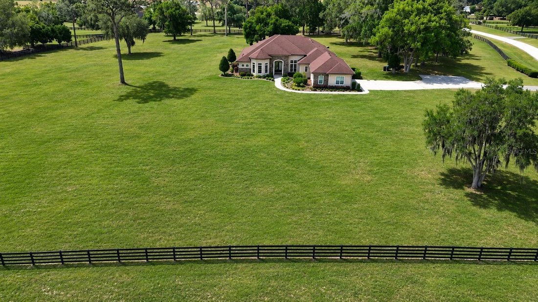 House in Ocala, Florida, United States 3 - 17179682