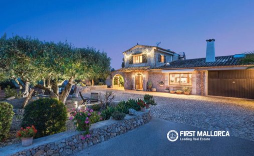 Finca in Buger, Balearic Islands, Spain 1