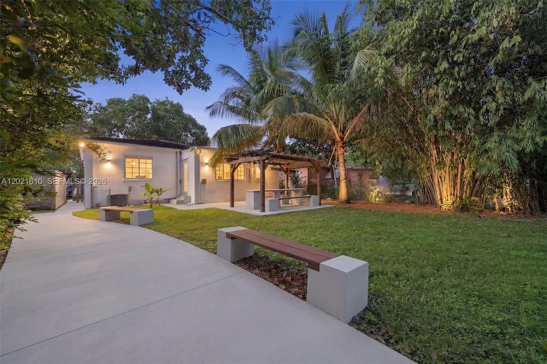 House in Miami, Florida, United States 1 - 17957957
