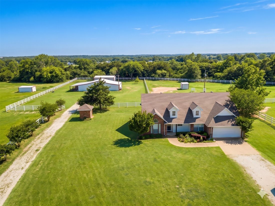 House in Paradise, Texas, United States 3 - 17962408