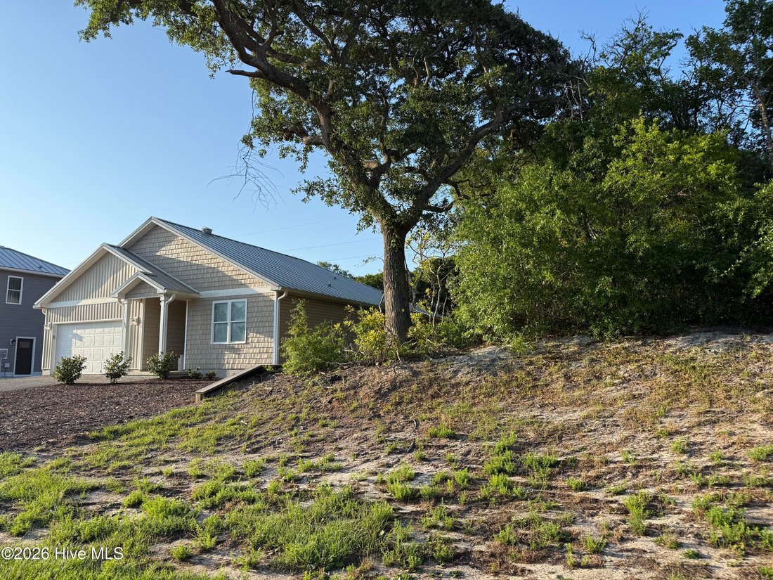 House in Pine Knoll Shores, North Carolina, United States 1 - 17356438
