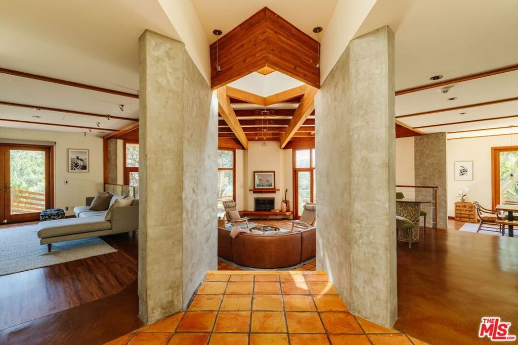 House in Topanga, California, United States 5 - 17961050