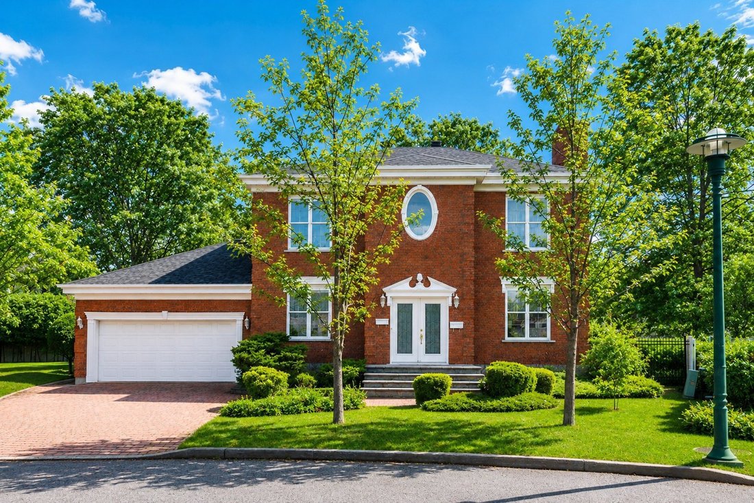 House in Longueuil, Quebec, Canada 1 - 17687253