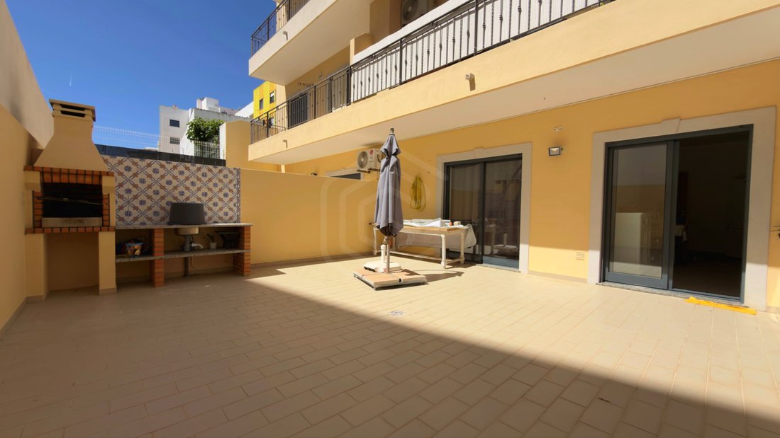 Apartment in Quarteira, Algarve, Portugal 1 - 17962325
