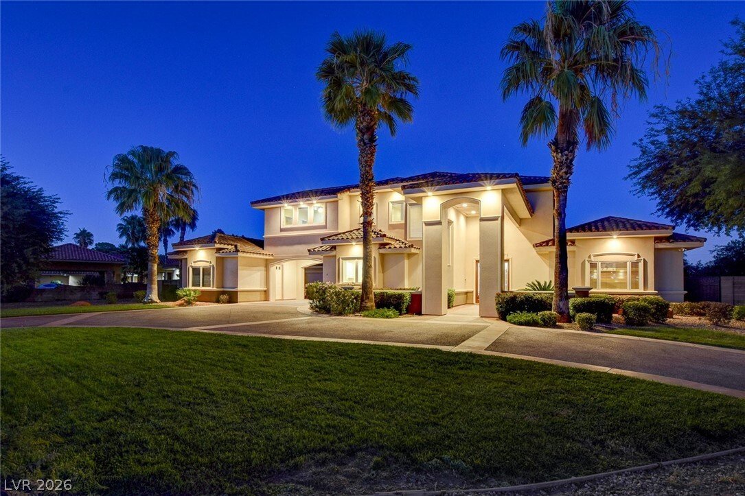 House in Las Vegas, Nevada, United States 1 - 17960273