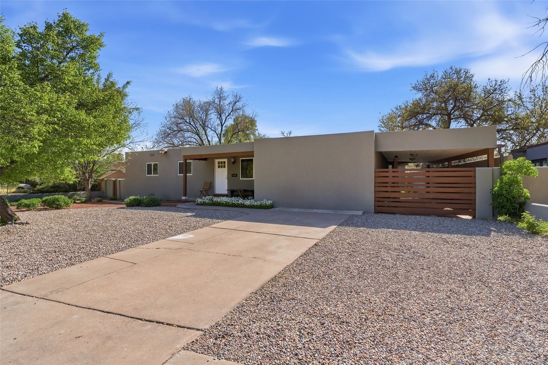 House in Santa Fe, New Mexico, United States 2 - 17959613