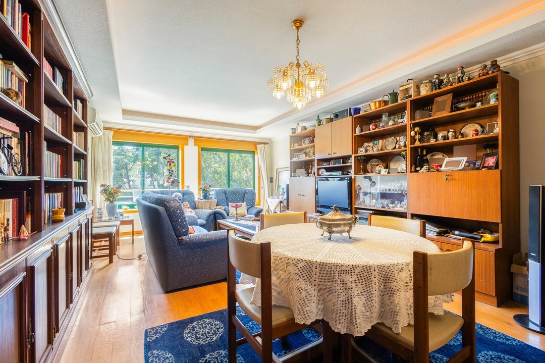 Apartment in Estoril, Cascais e Estoril, Lisbon 4 - 17963166