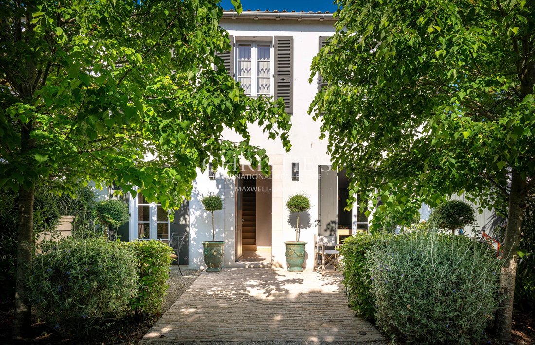 House in Saint-Martin-de-Ré, Nouvelle-Aquitaine, France 5 - 17959417