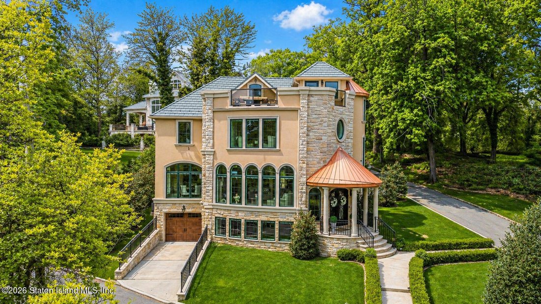 House in New York, New York, United States 4 - 17957944