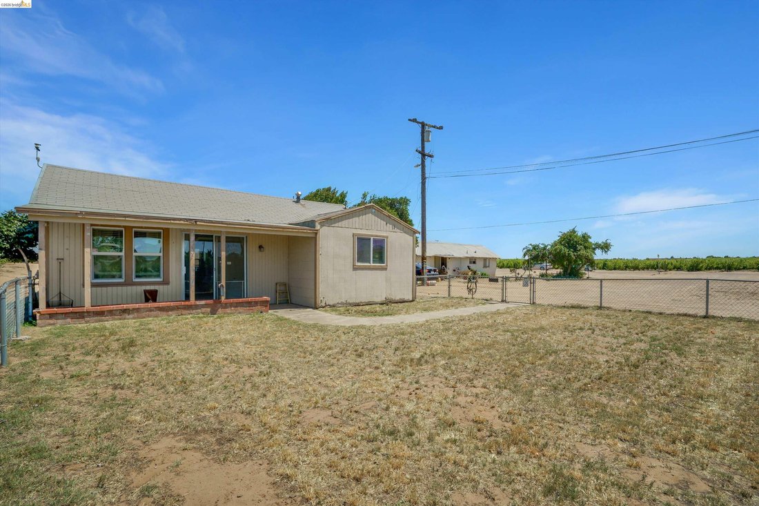 House in Oakley, California, United States 3 - 17961316