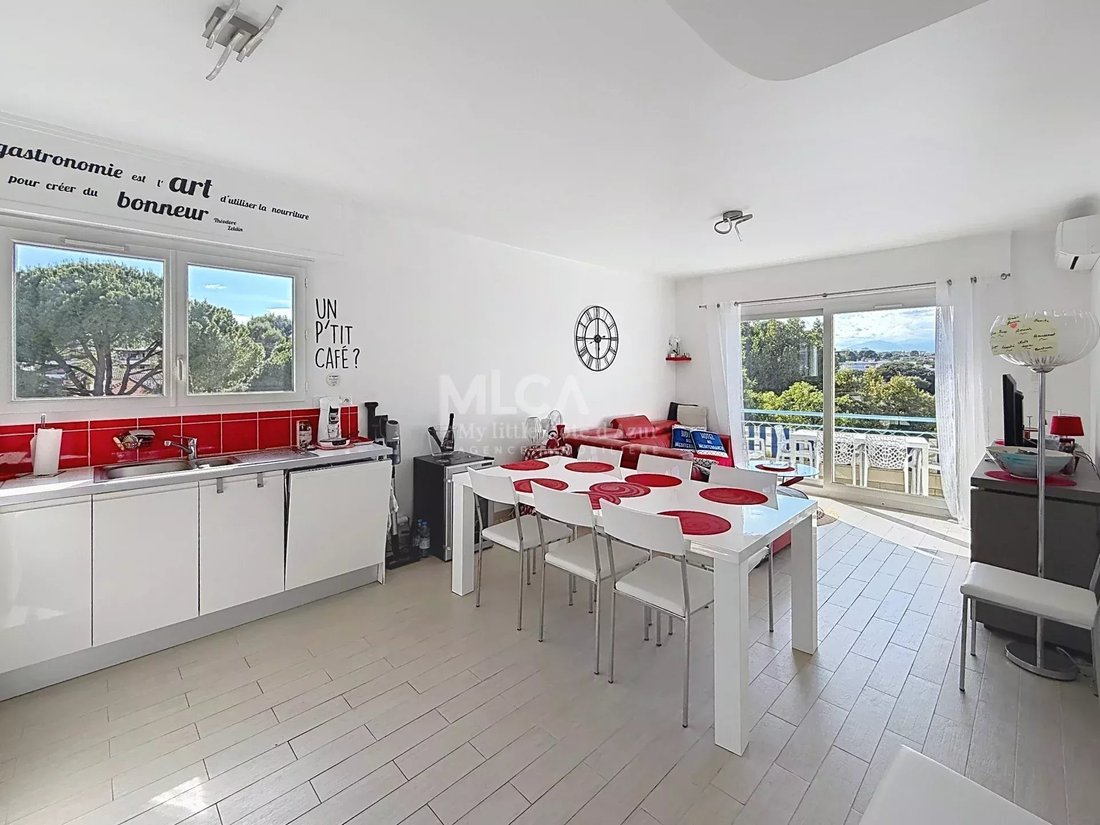 Apartment in Ponteil, Antibes, France 3 - 17962242