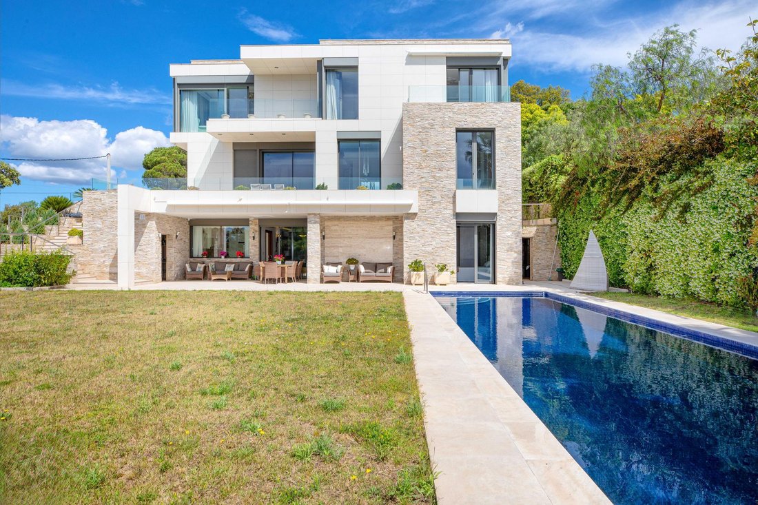 Villa in Lloret de Mar, Catalonia, Spain 3 - 17958185