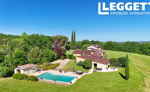 House in Urbain, Fumel, France 1