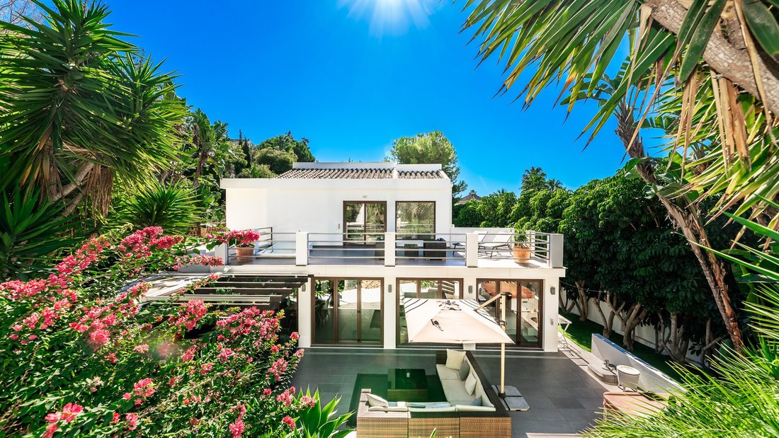 Villa in Marbella, Andalusia, Spain 2 - 17960943