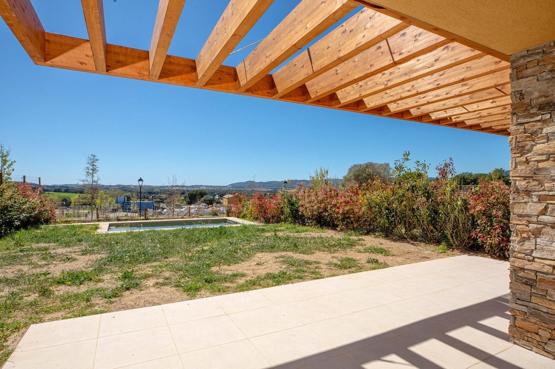 Villa in Regent, Catalonia, Spain 3 - 17646301
