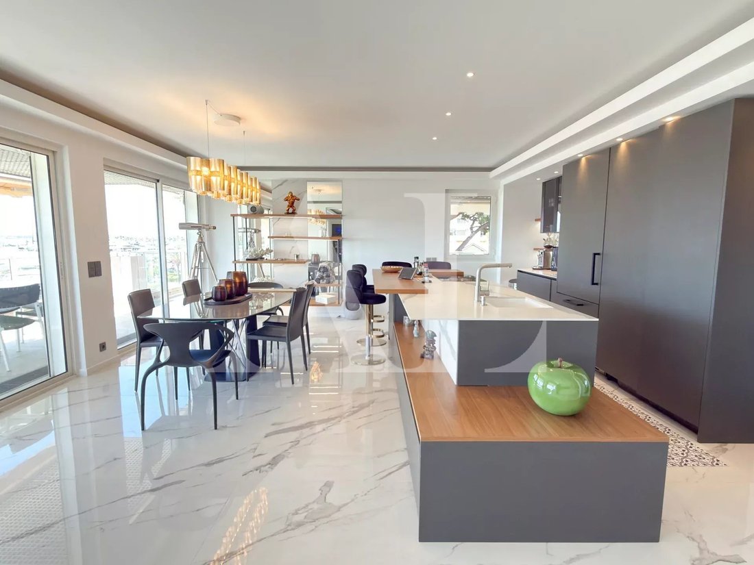 Apartment in Vallauris, Provence-Alpes-Côte d'Azur, France 3 - 17962184