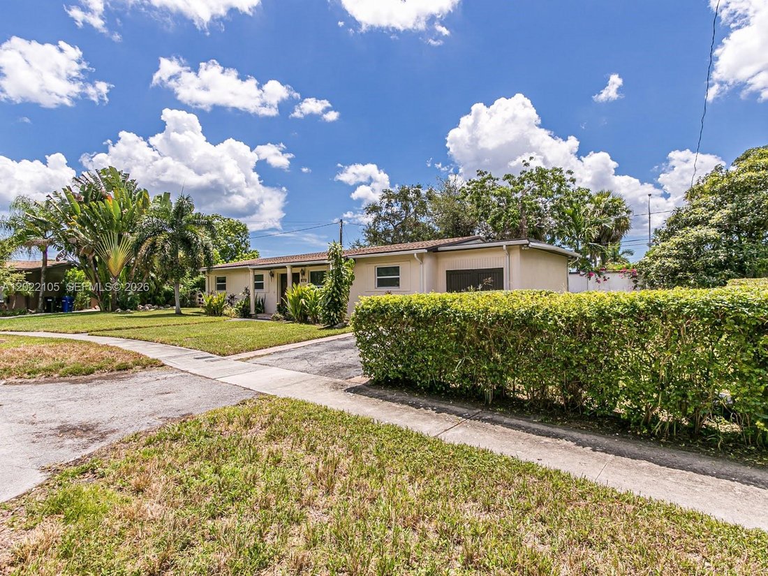 House in Miami, Florida, United States 4 - 17960796