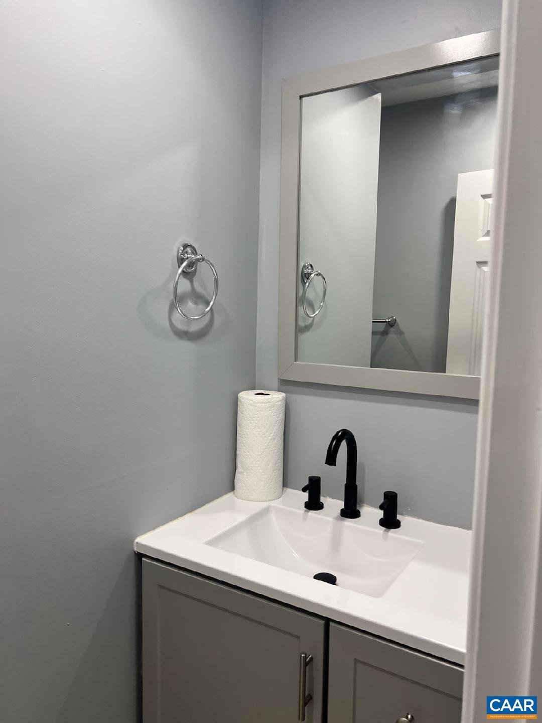 Appartement à Charlottesville, Virginie, États-Unis 4 - 17961360