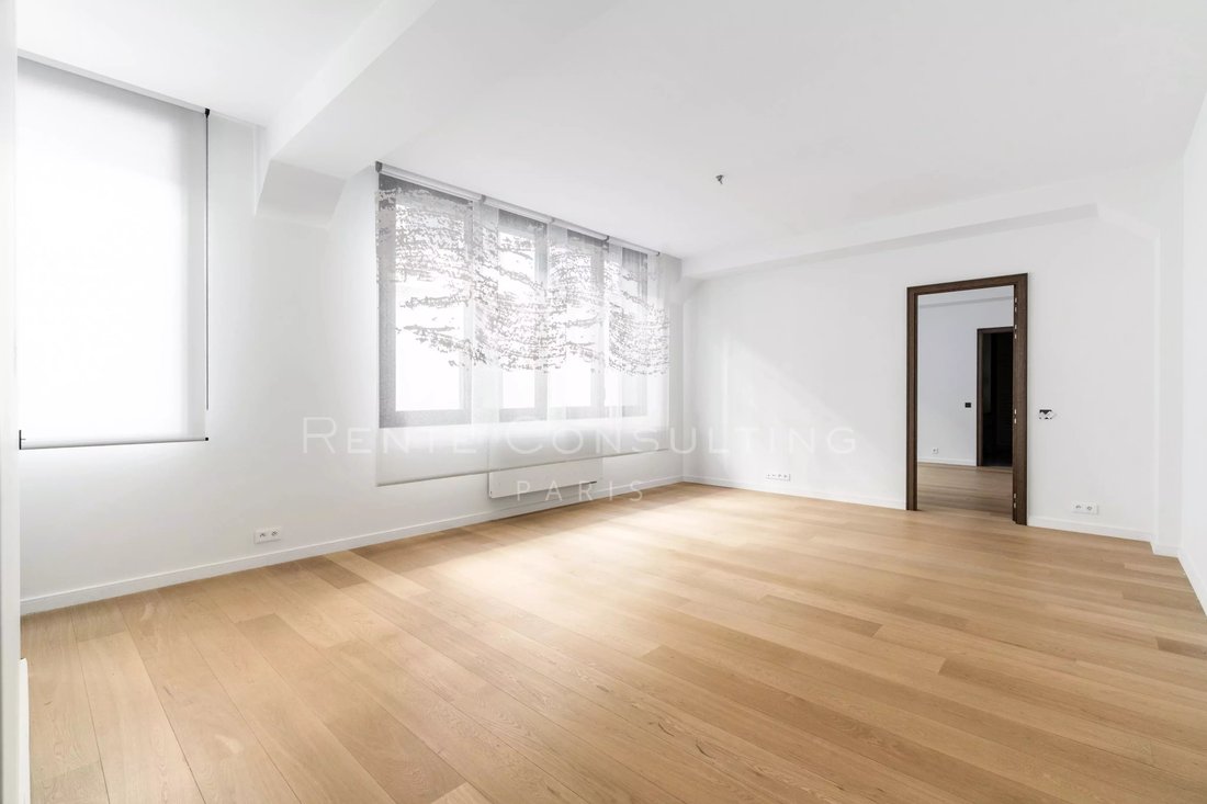 Apartment in Saint Thomas d'Aquin, Paris 7e Arrondissement, Paris 2 - 17959412