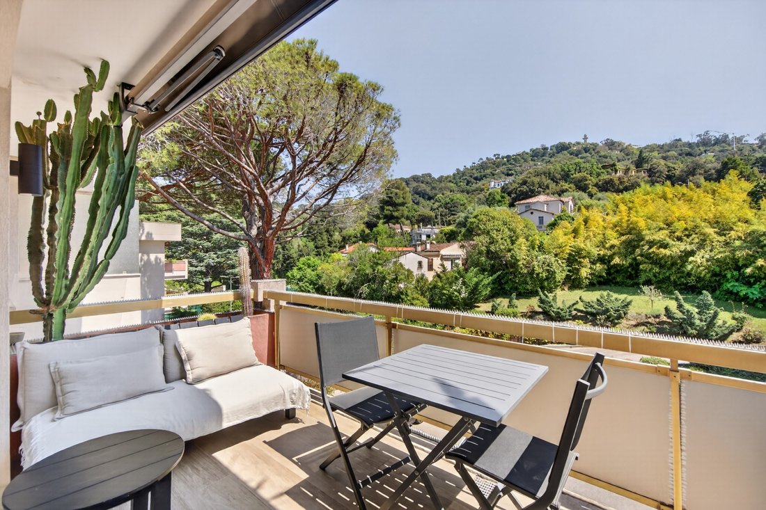 Apartment in Saint Nicolas, Cannes, France 2 - 17963446