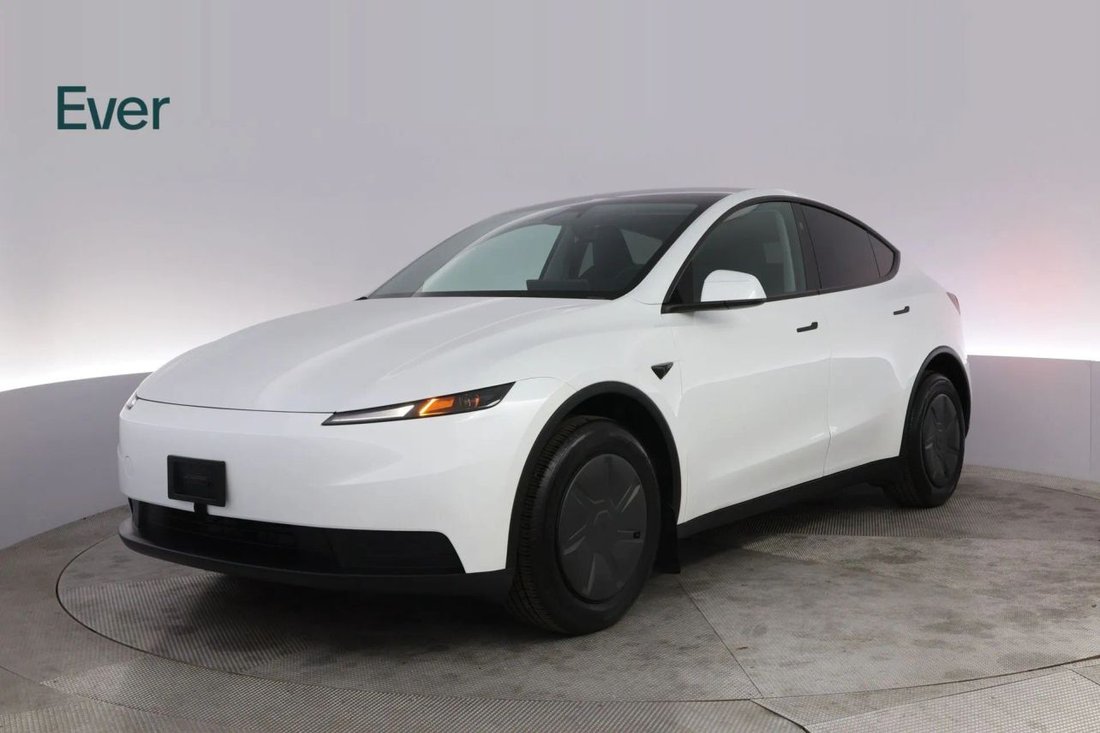 Suv in San Francisco, CA, United States 2 - 17867935