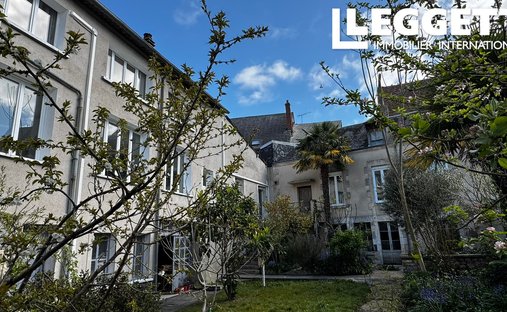 House in Centre Ville, Issoudun, France 1