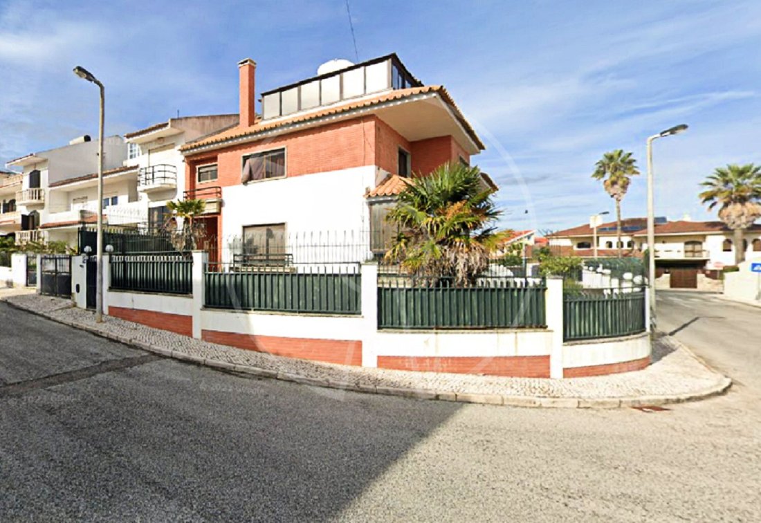 House in Carcavelos e Parede, Lisbon, Portugal 3 - 17962328
