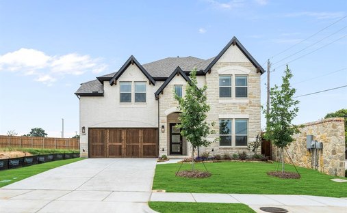 House in Bedford, Texas, United States 1