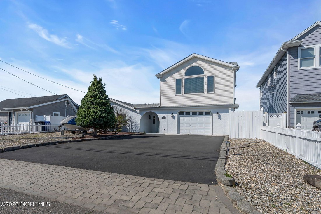 House in Toms River, New Jersey, United States 3 - 17957913