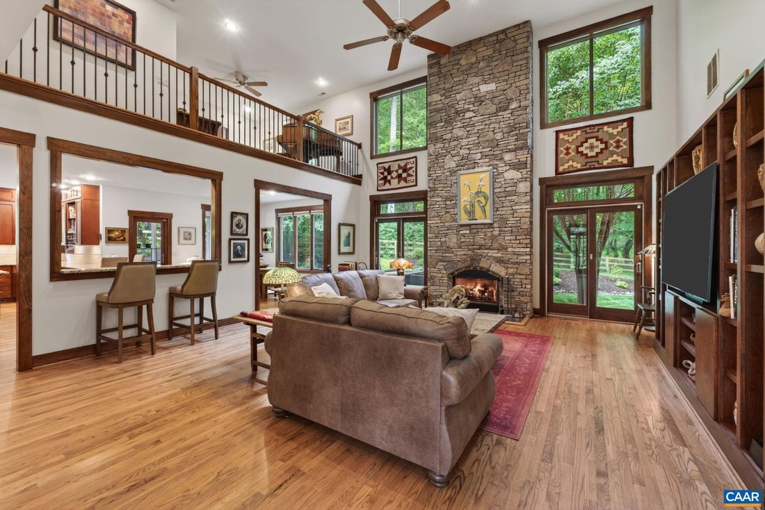 House in Charlottesville, Virginia, United States 4 - 17958265
