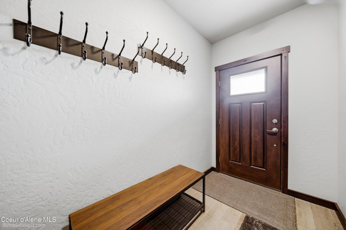 House in Sandpoint, Idaho, United States 4 - 17963409