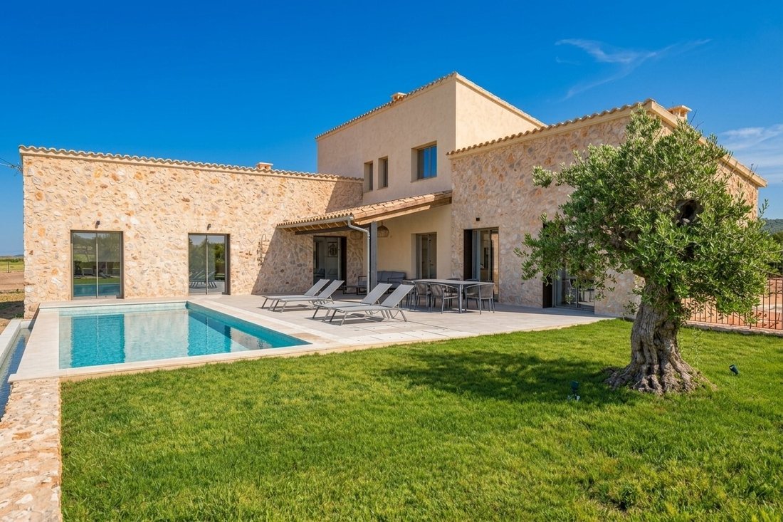 Country House in Sineu, Balearic Islands, Spain 1 - 13000151