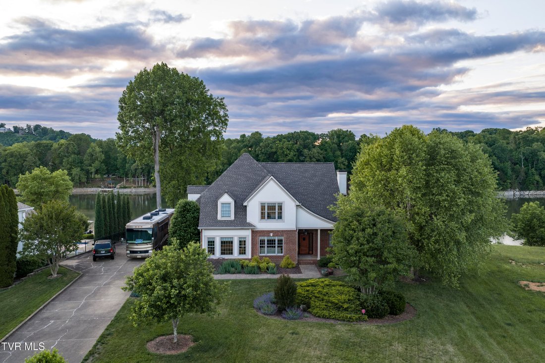 House in Elizabethton, Tennessee, United States 4 - 17961777